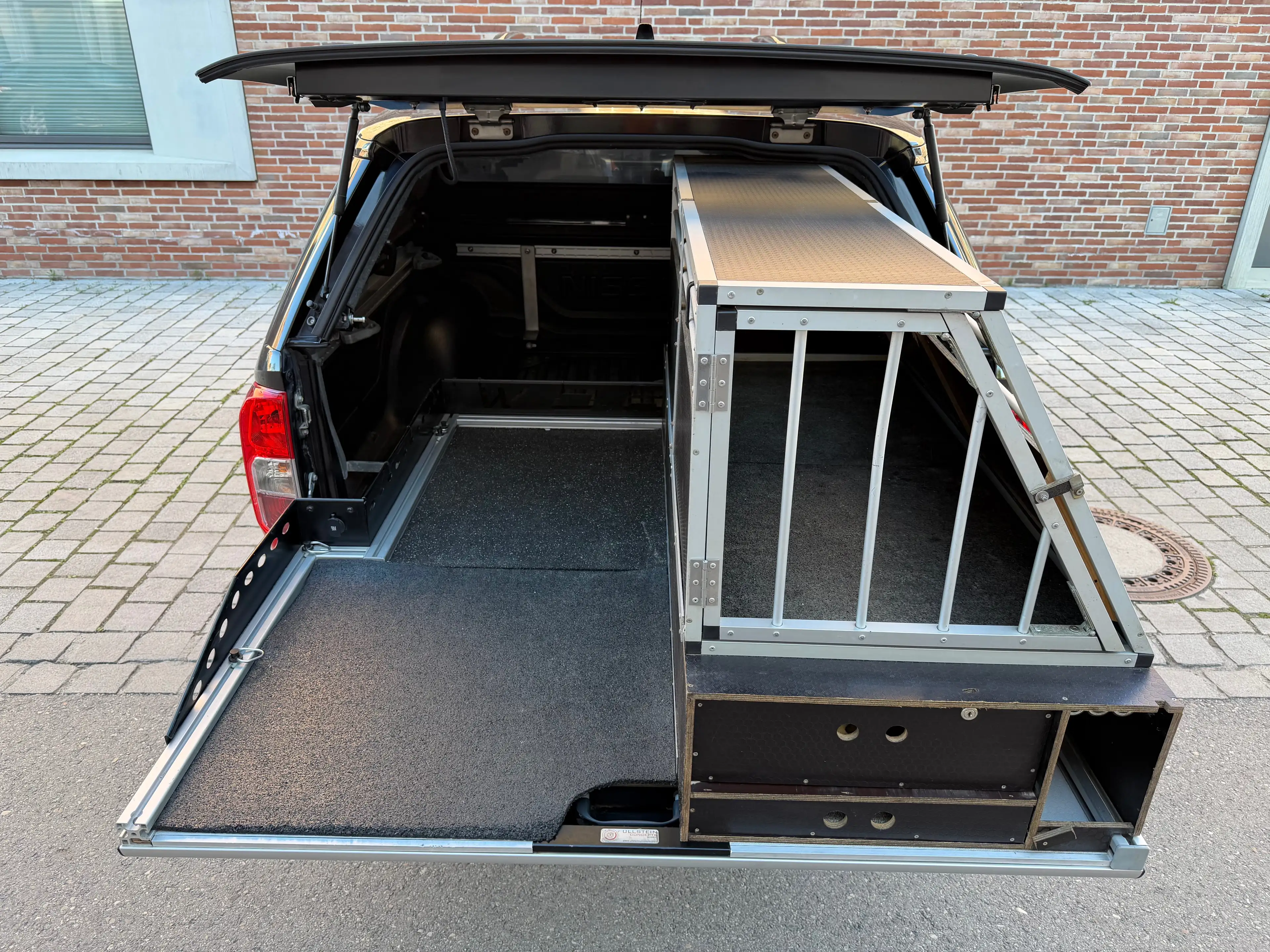 Nissan Navara N-Guard SONDERMODELL mit HARDTOP — photo 10