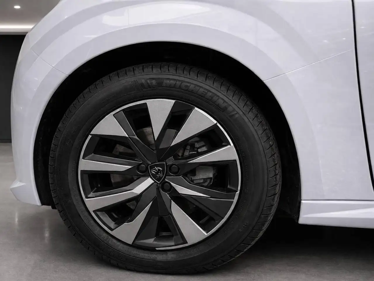 Peugeot 208 2026 — фото 10