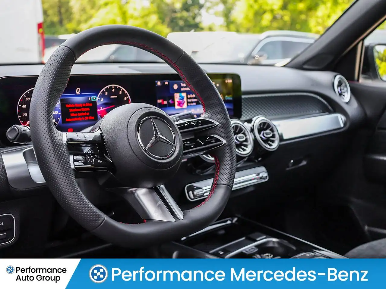 Mercedes-Benz GLB photo Mercedes-Benz GLB