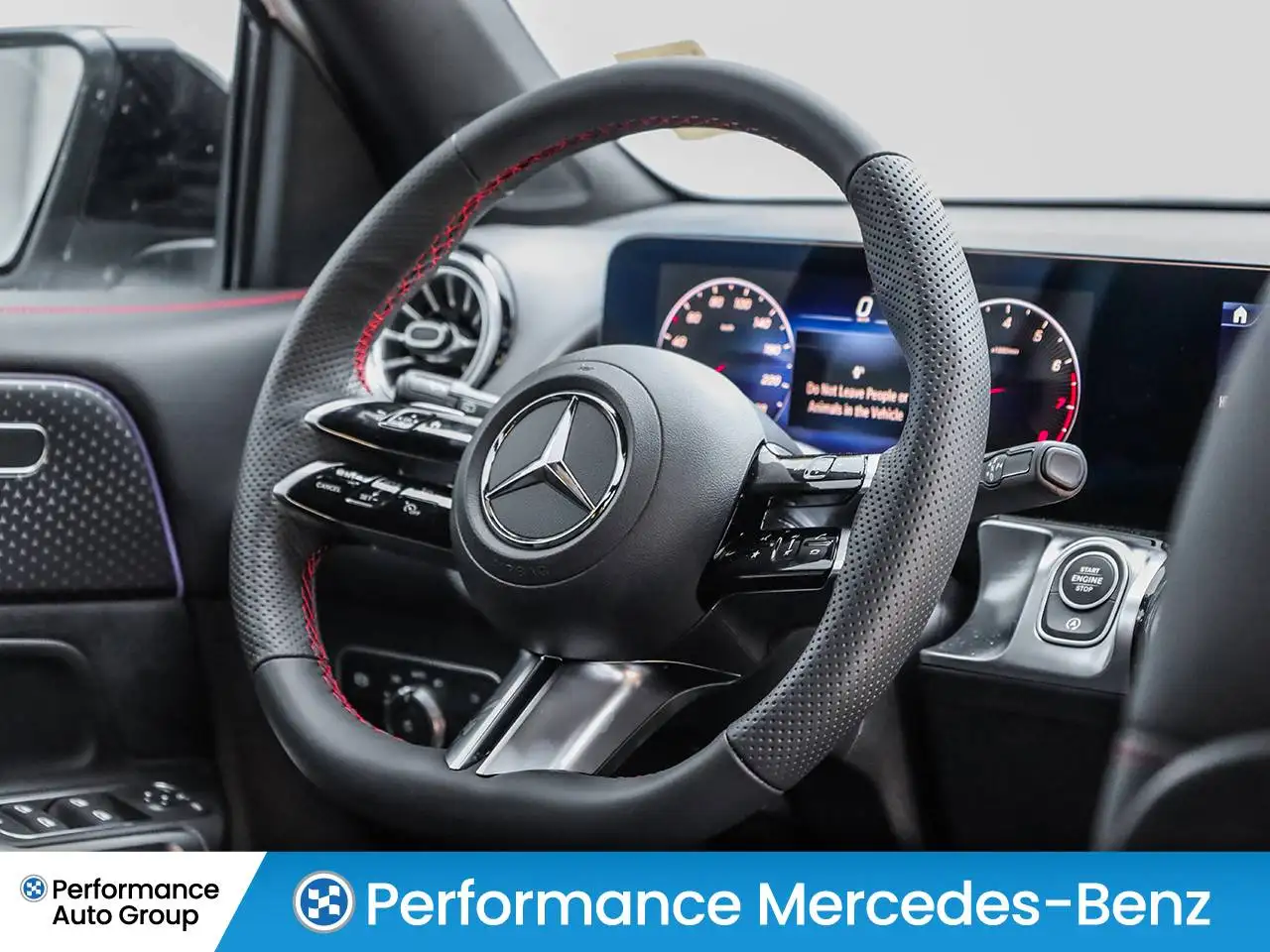 Mercedes-Benz GLB photo Mercedes-Benz GLB