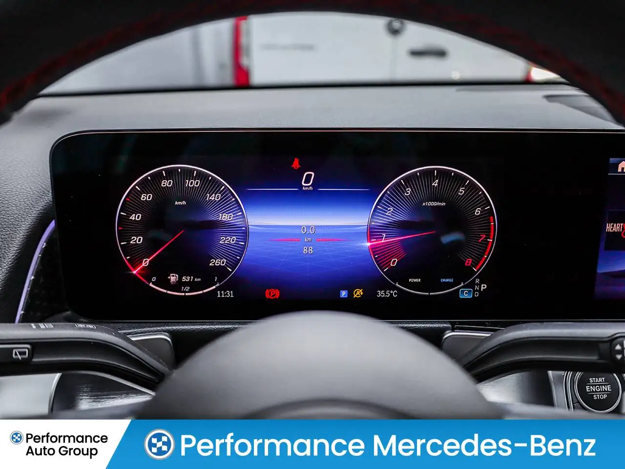 Mercedes-Benz GLB photo Mercedes-Benz GLB