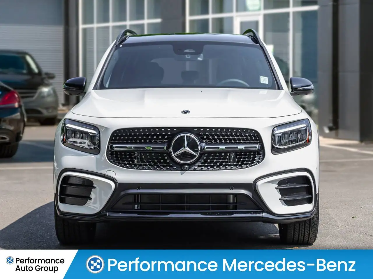 Mercedes-Benz GLB photo Mercedes-Benz GLB