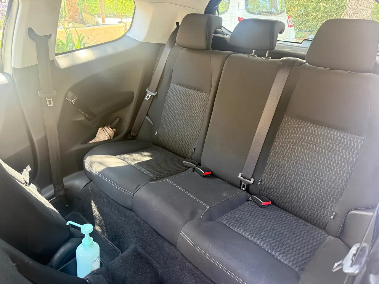 Peugeot 208 208 — photo 2