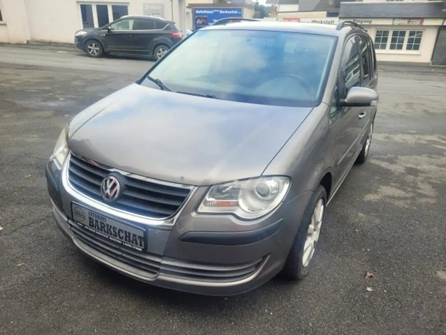 Volkswagen Touran Conceptline-7-SITZER-- Grau - 2