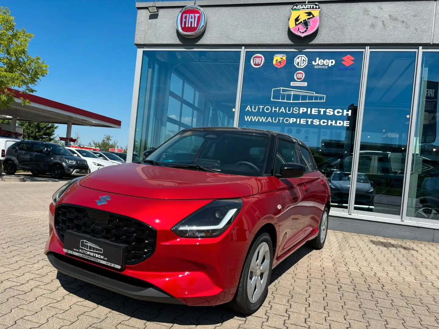 Suzuki Swift 1.2 Dualjet Hybrid Comfort Automatik Red - 1