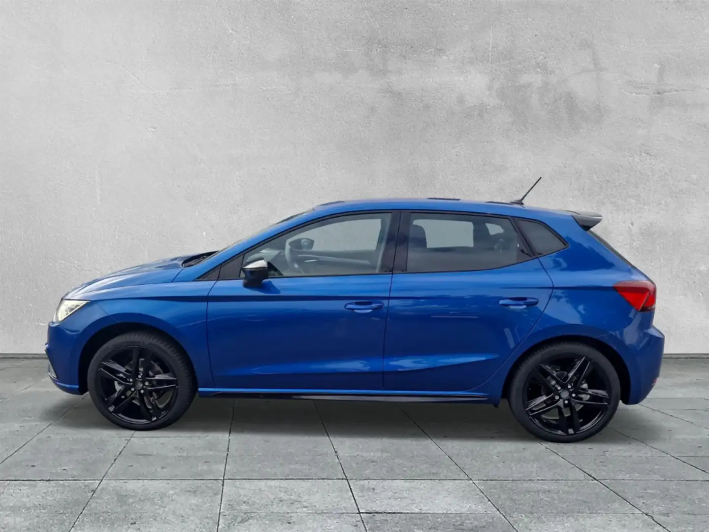 SEAT Ibiza FR BLACK EDITION 1.0 TSI  6-Gang Blauw - 2