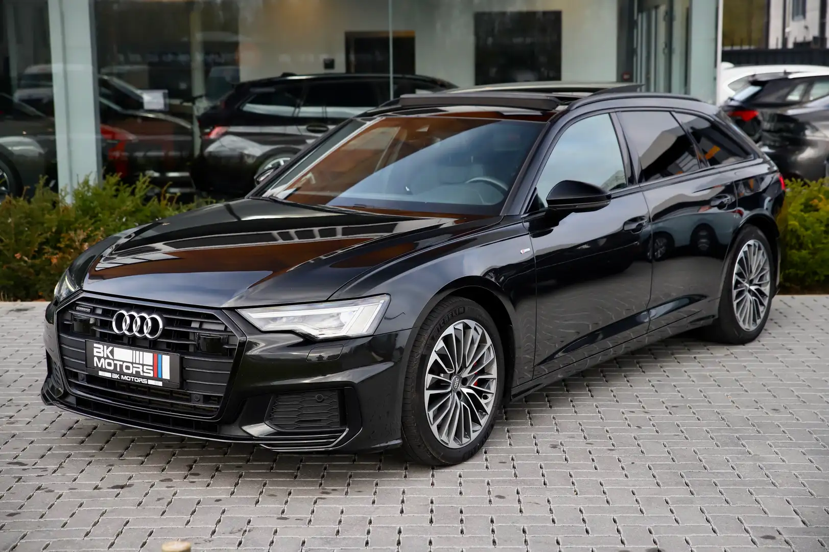 Audi A6 Avant 55 TFSIe Quattro Competition-CAMERA-CARPLAY Zwart - 2