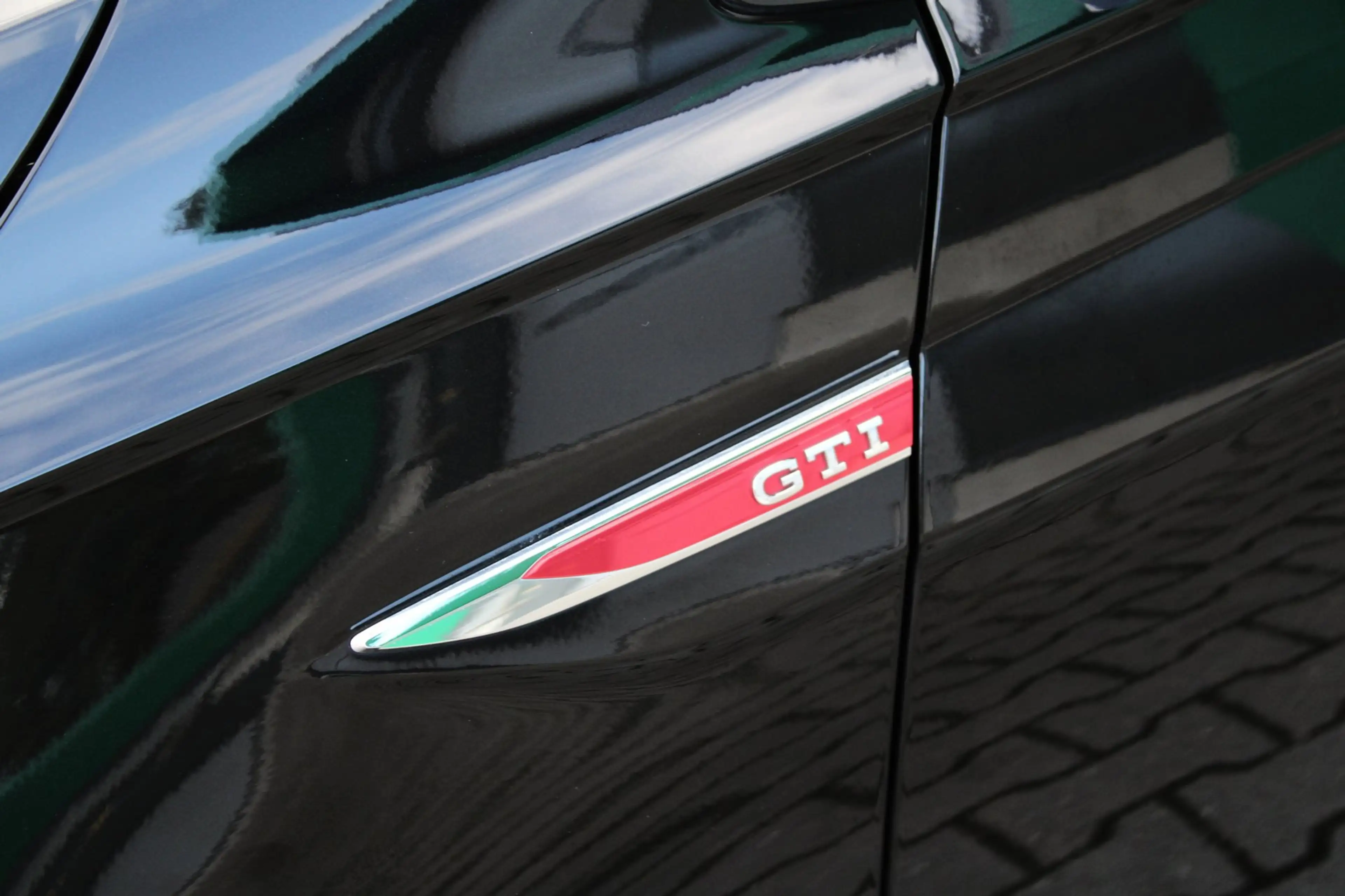 Volkswagen Polo GTI 2.0 TSI | DSG | LED IQ-MATRIX | 18" | PANO | ACC | — photo 21