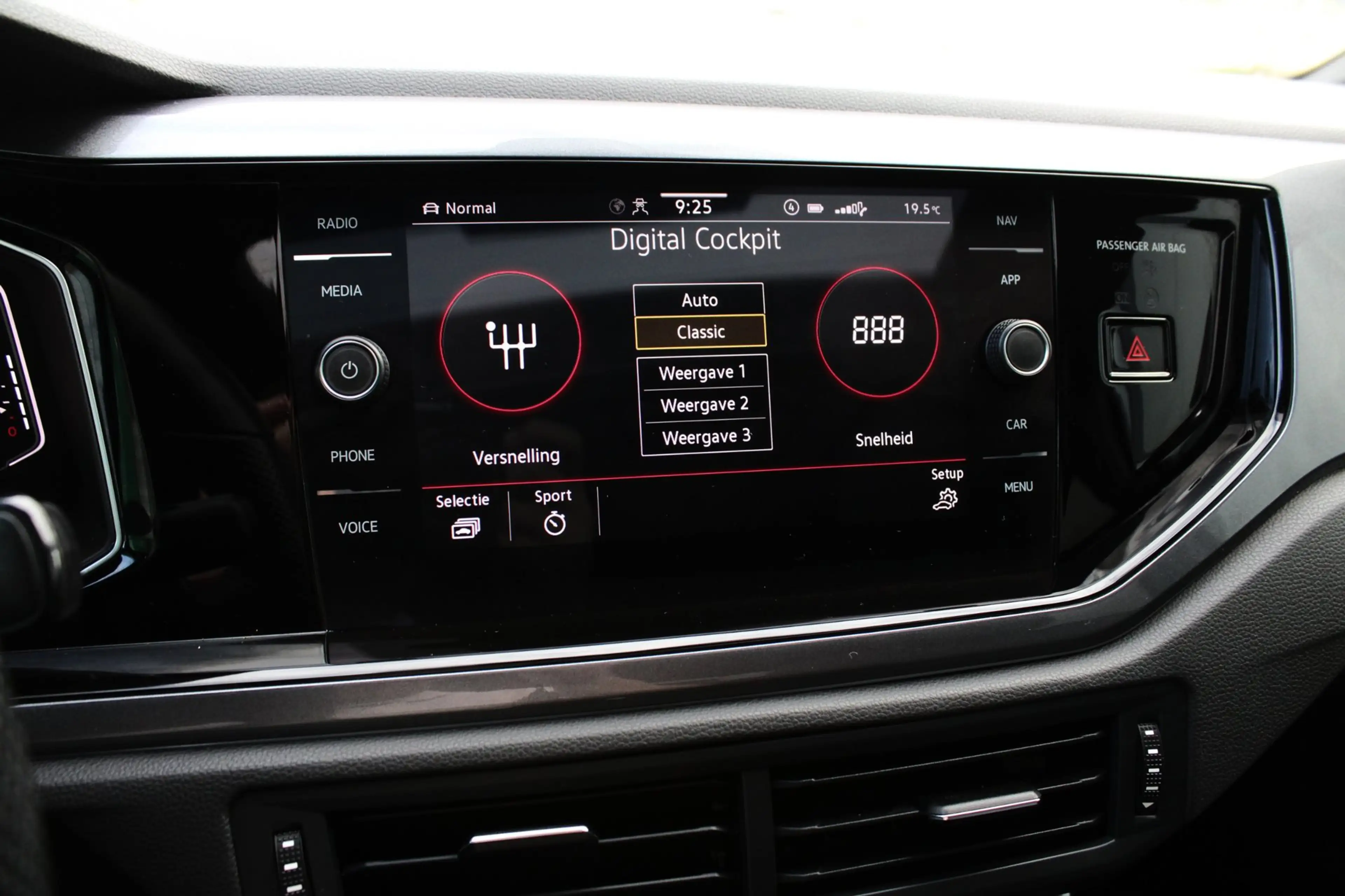 Volkswagen Polo GTI 2.0 TSI | DSG | LED IQ-MATRIX | 18" | PANO | ACC | — photo 42