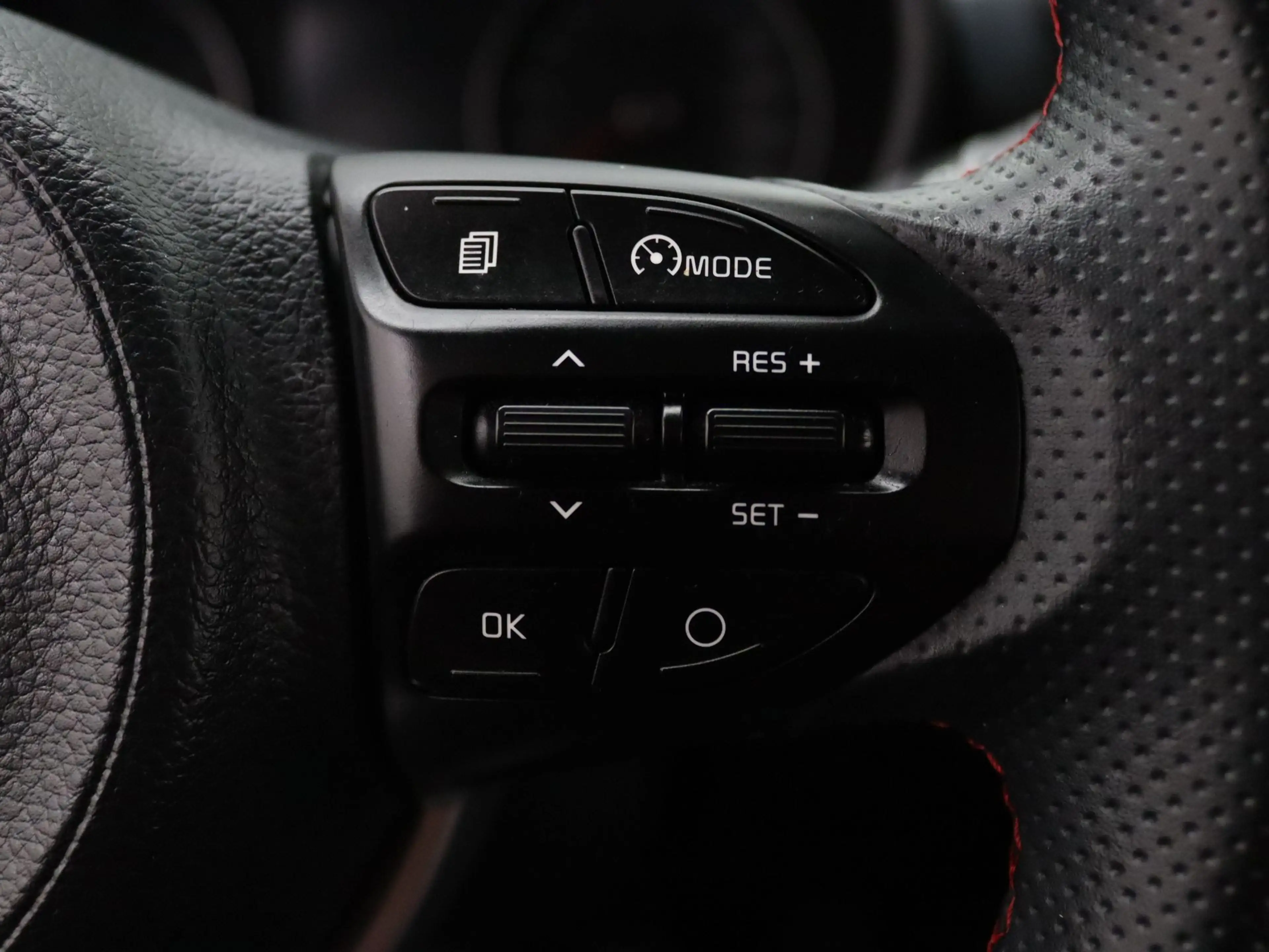 Kia Picanto DPi 67pk GT-Line Navigatiesysteem | Apple Carplay/ — photo 13