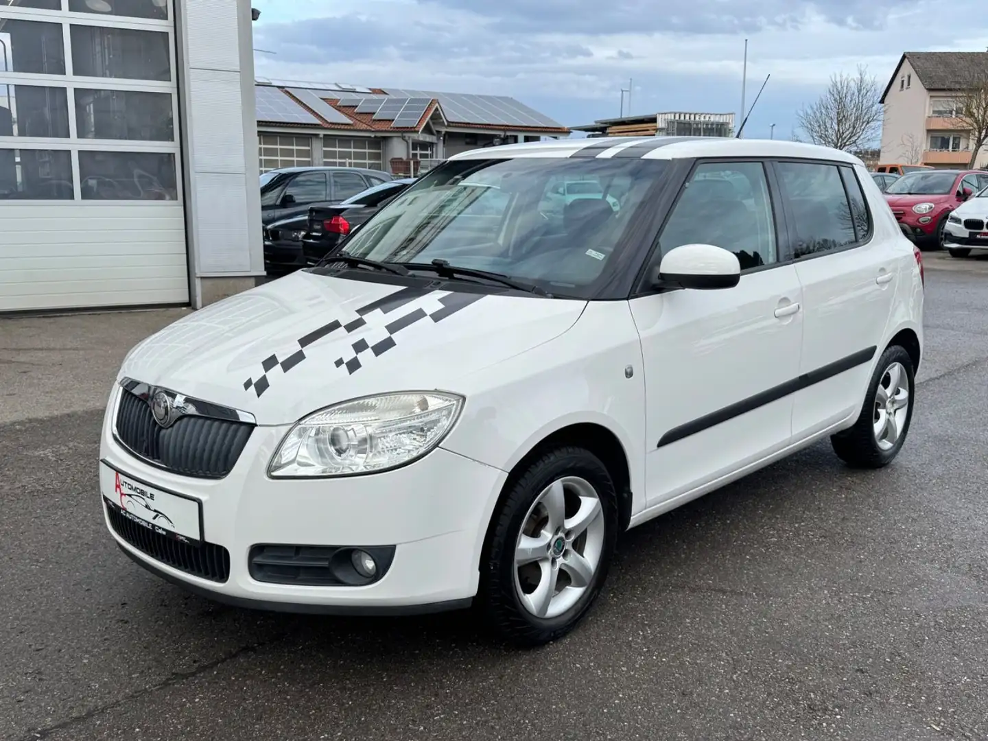 Skoda Fabia 1.4 Elegance_Tüv_Klima_Tempomat_Sitzhz Weiß - 1
