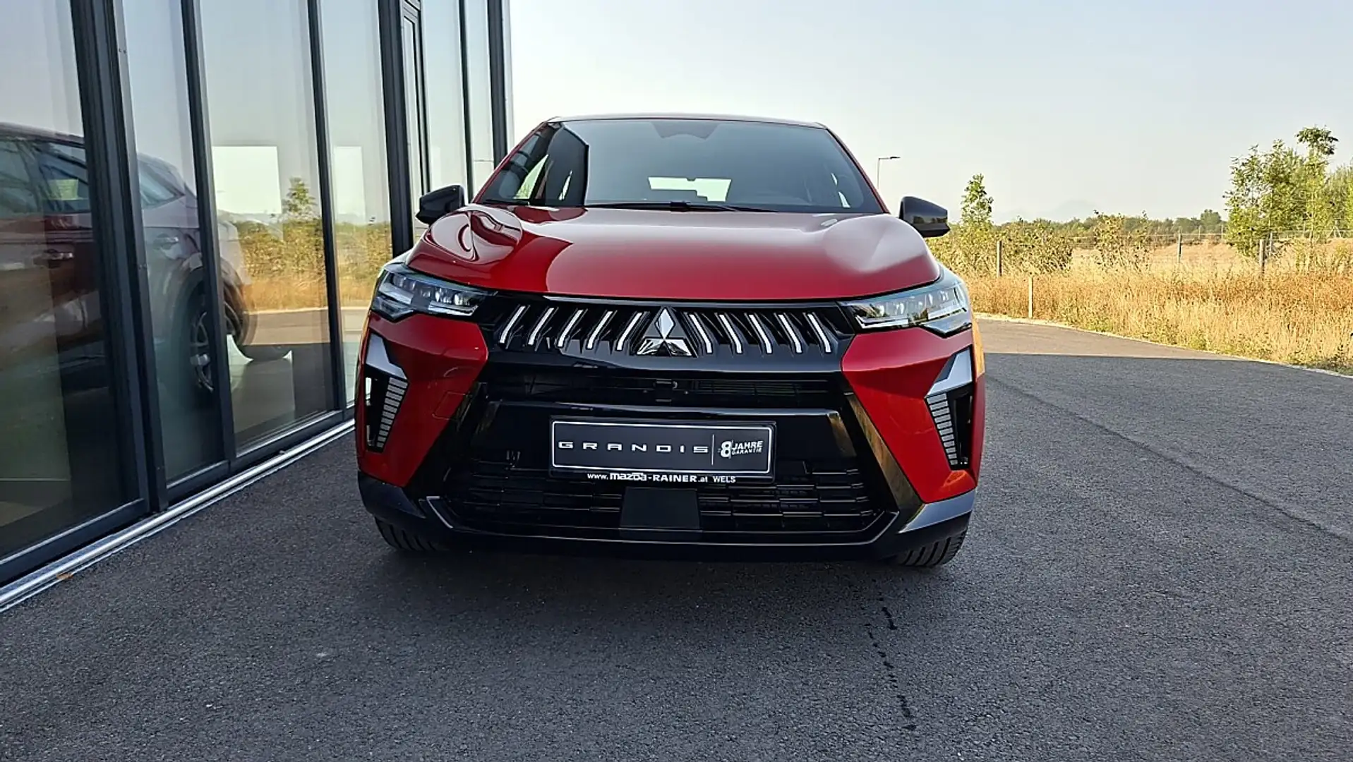 Mitsubishi Grandis Invite 1,3 l DI-T MHEV Rot - 2