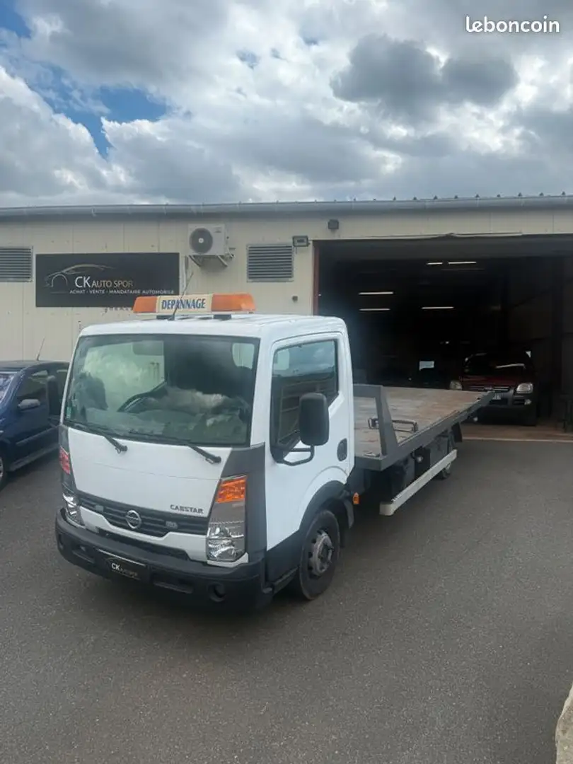 Nissan Cabstar Plateau Basculant 3 places 110cv Diesel DEPANNEUSE Blanc - 1