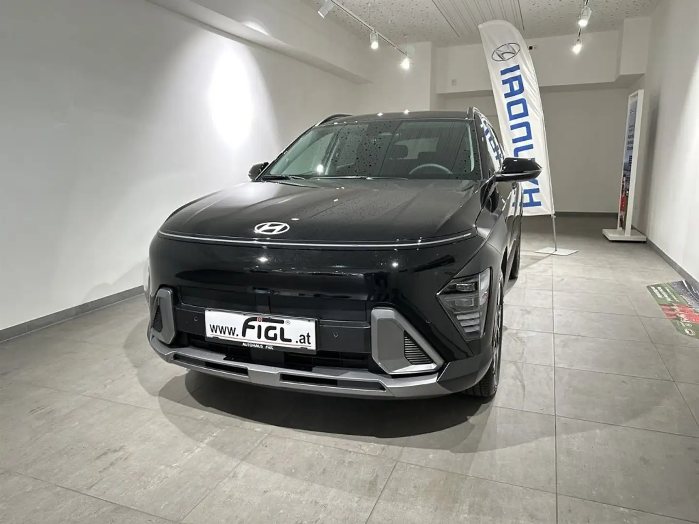 Hyundai KONA Kona 1,6 Hybrid 2WD GO Plus DCT Aut. Schwarz - 1