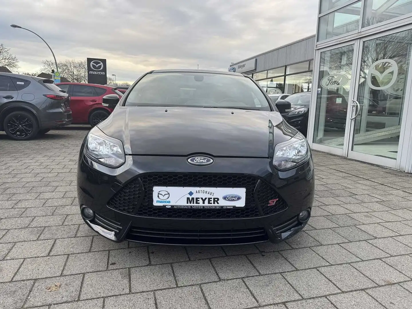 Ford Focus 2.0 EcoBoost ST Navi/Klima/LMF Noir - 2