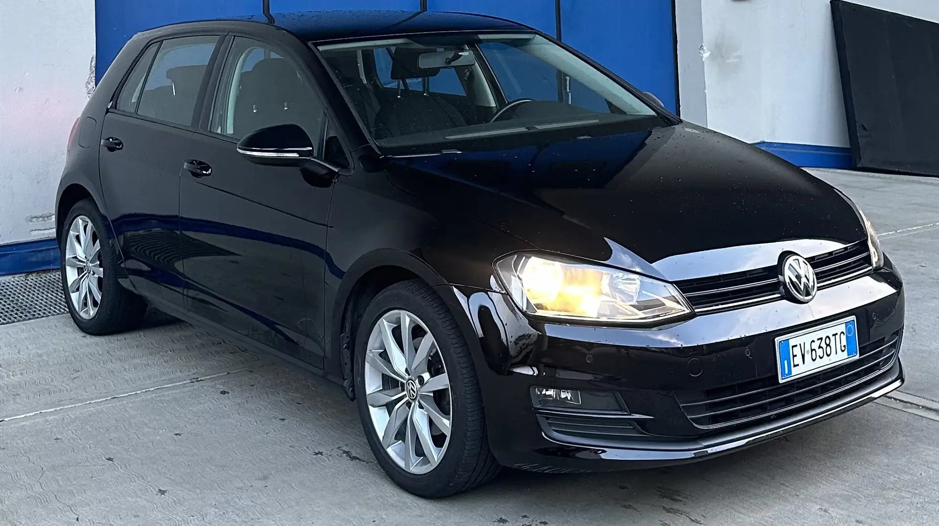 Volkswagen Golf 5p 1.6 tdi Tech&Sound - 2