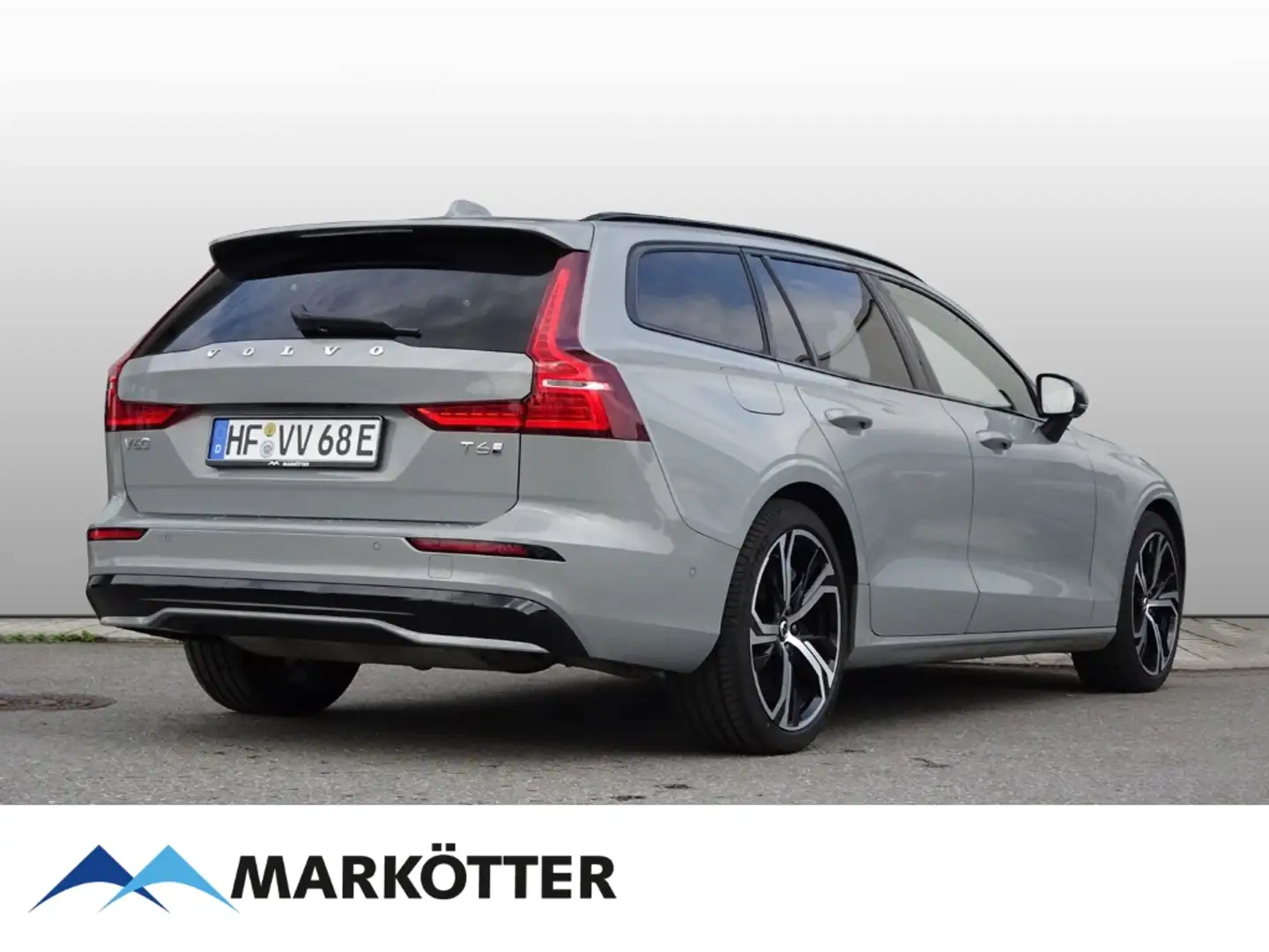 Volvo V60 T6 Plus Dark Recharge AWD PANO/ACC/BLIS/LED Grau - 2