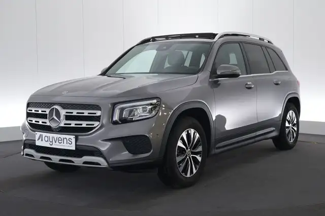Mercedes-Benz GLB 180