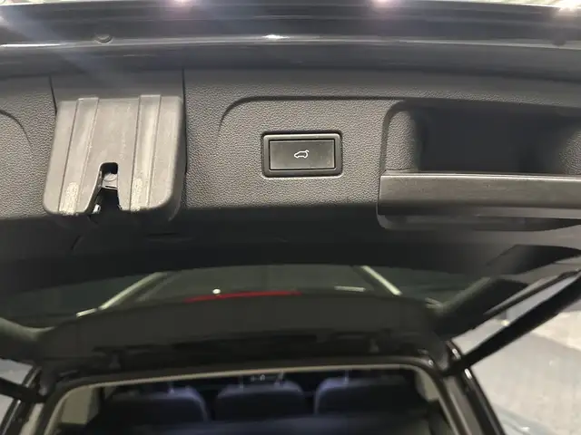 Volkswagen Touran view 27
