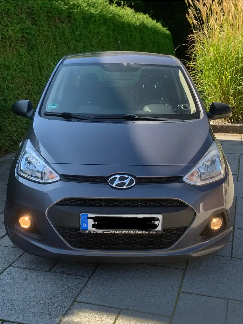 Hyundai i10 i10 1.0 Classic Green TÜV neu Bremsen neu Grau - 2