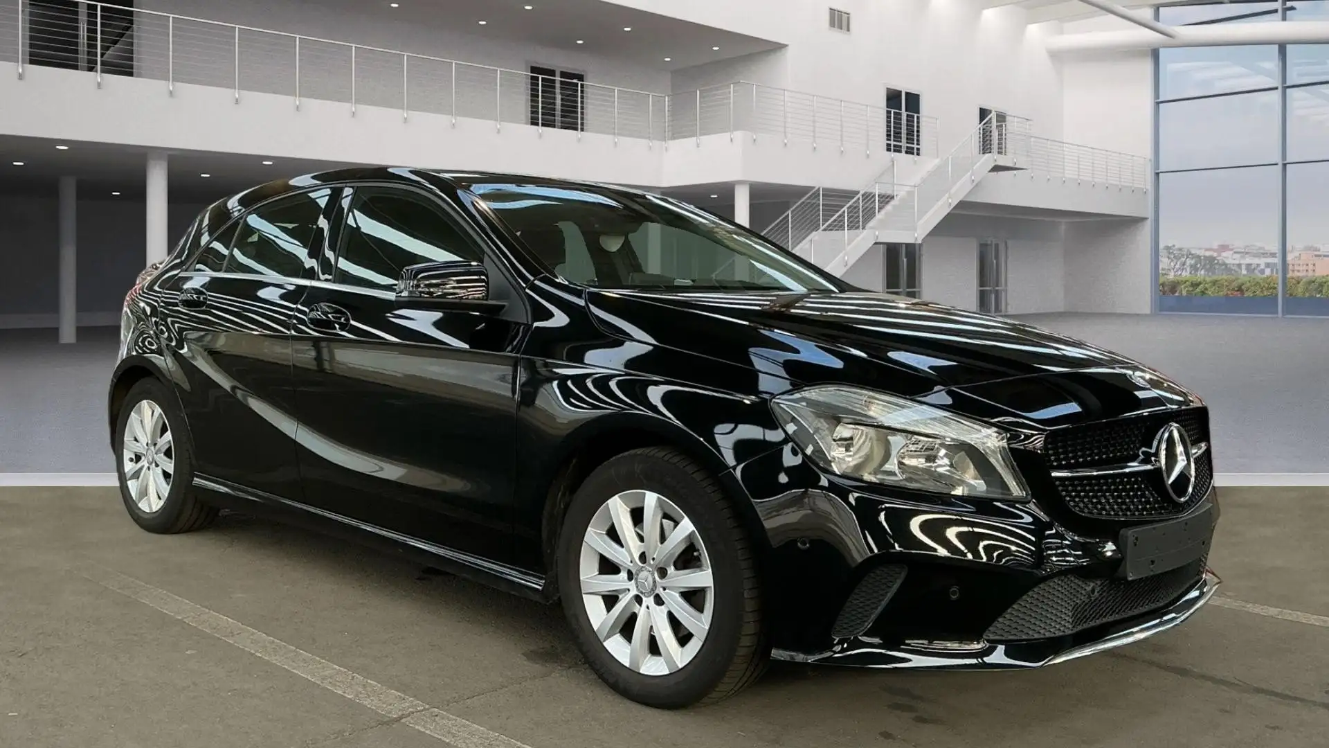 Mercedes-Benz A 180 A 180 Automatik BlueEf. Navigation*Spur-Packet Noir - 1