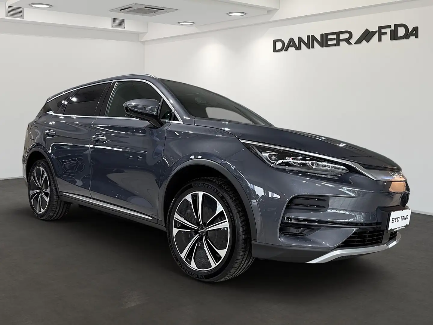 BYD Tang 108,8 kWh Österreich Paket Flagship ( GEWERBEPR... Grau - 2