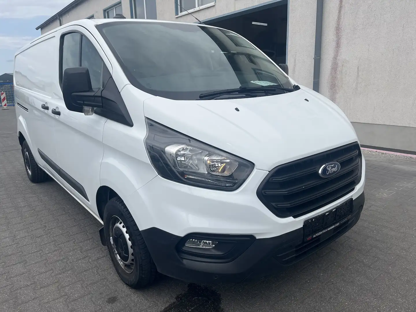 Ford Transit Custom L2H1 Trend 2.0 TDCI, EURO6 Weiß - 2