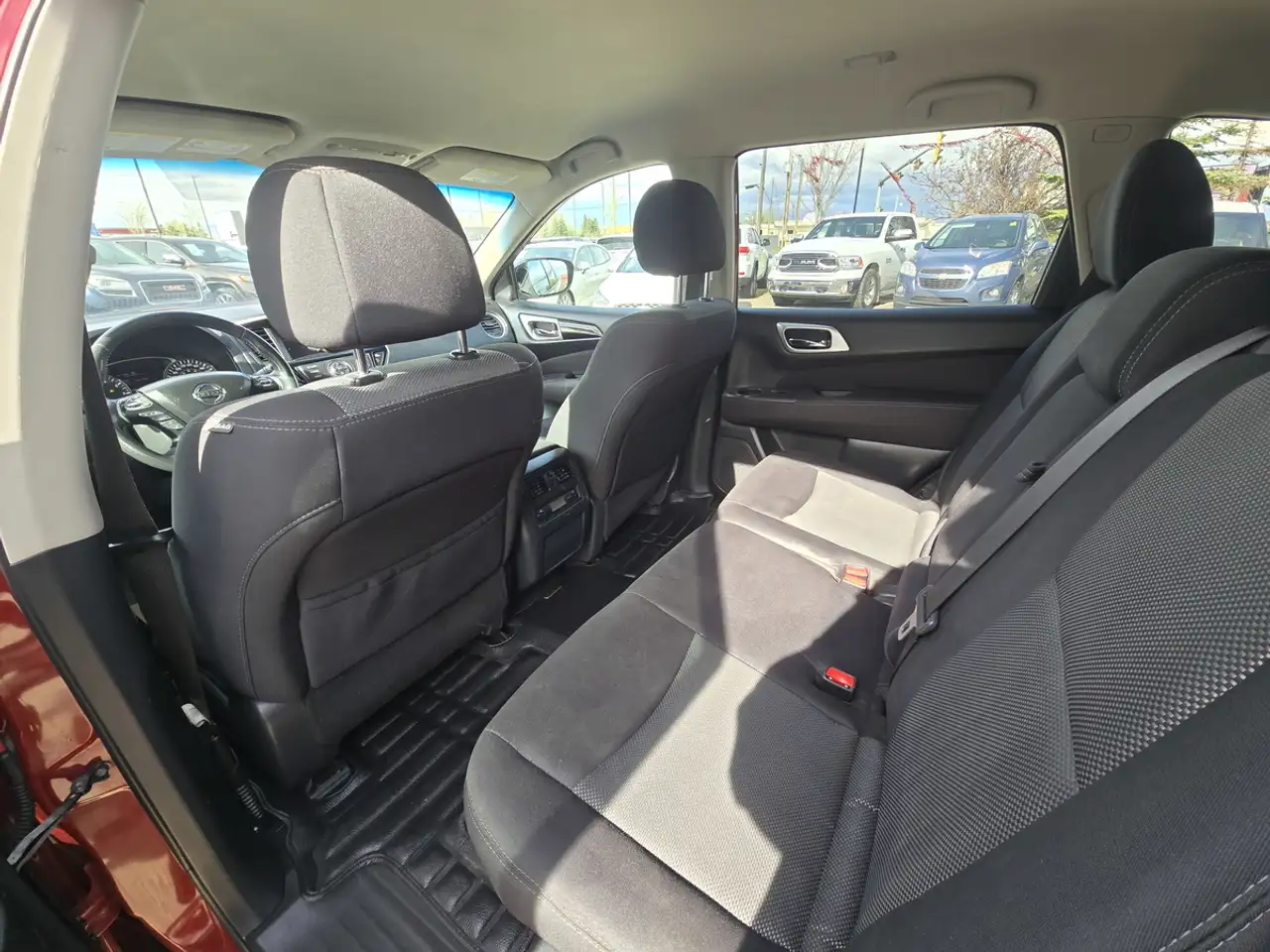 Nissan Pathfinder fotografie Nissan Pathfinder