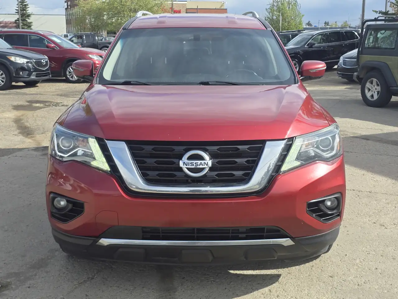 Nissan Pathfinder fotografie Nissan Pathfinder