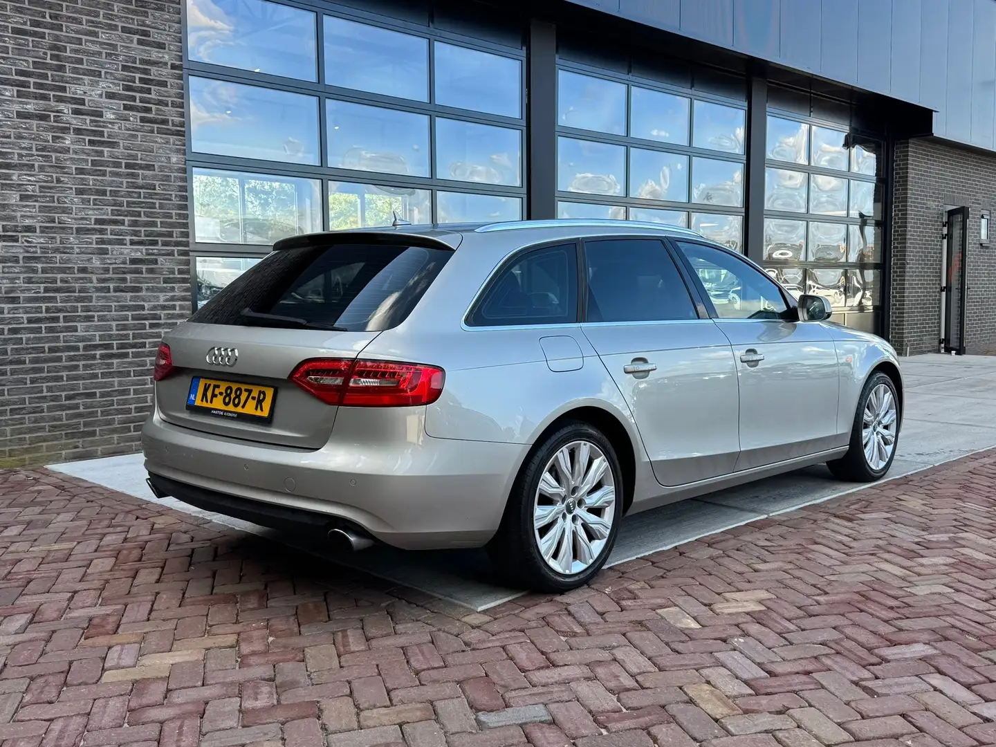 Audi A4 Avant 1.8 TFSI Pro Line | Autm | Navi | Clima | Cr Gris - 2