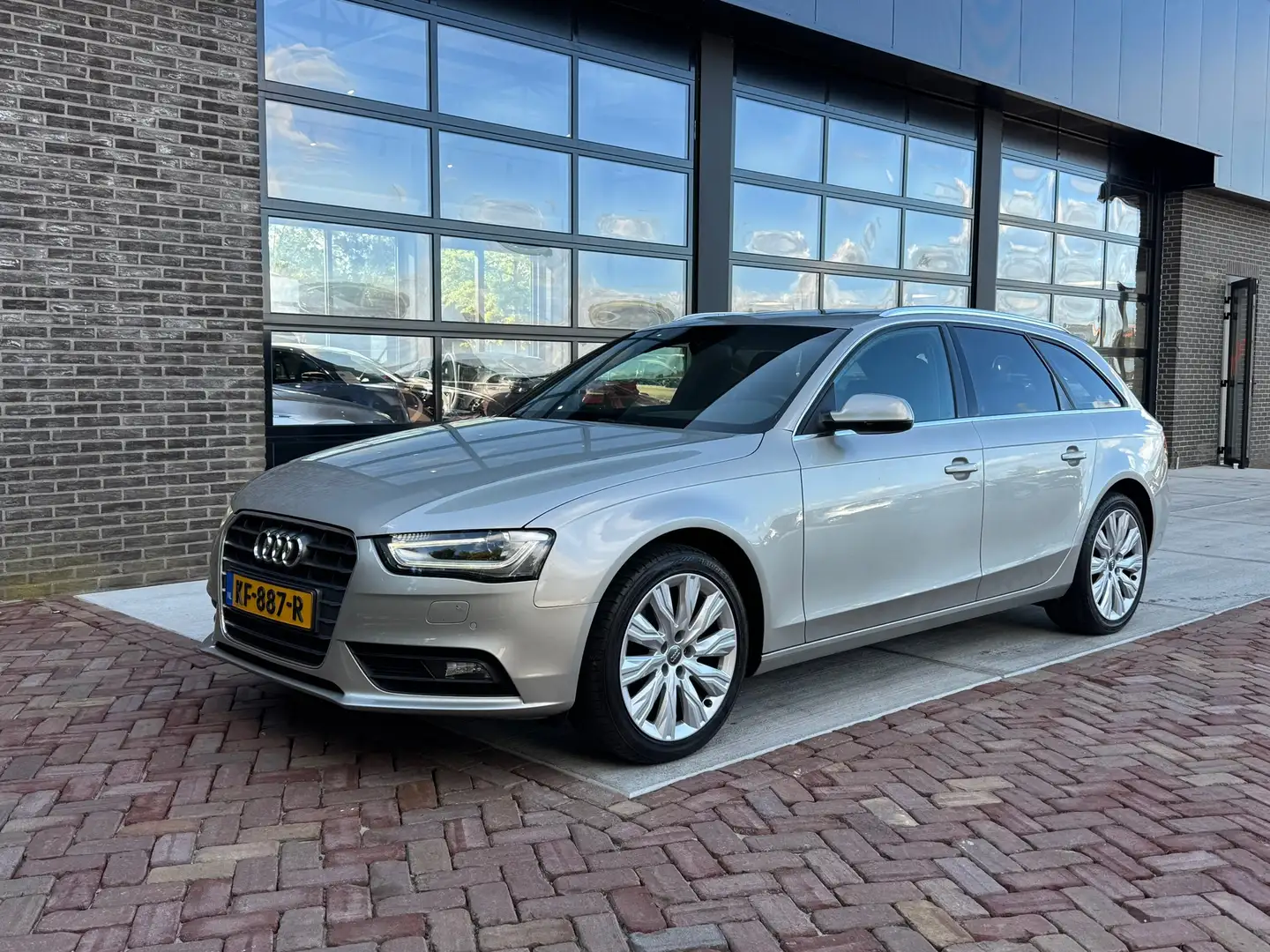Audi A4 Avant 1.8 TFSI Pro Line | Autm | Navi | Clima | Cr Gris - 1
