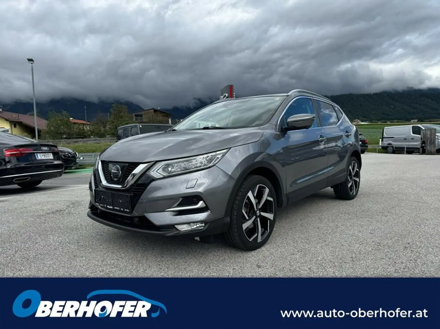 Nissan Qashqai Tekna 1,2 DIG-T Xtronic Aut. Grau - 1
