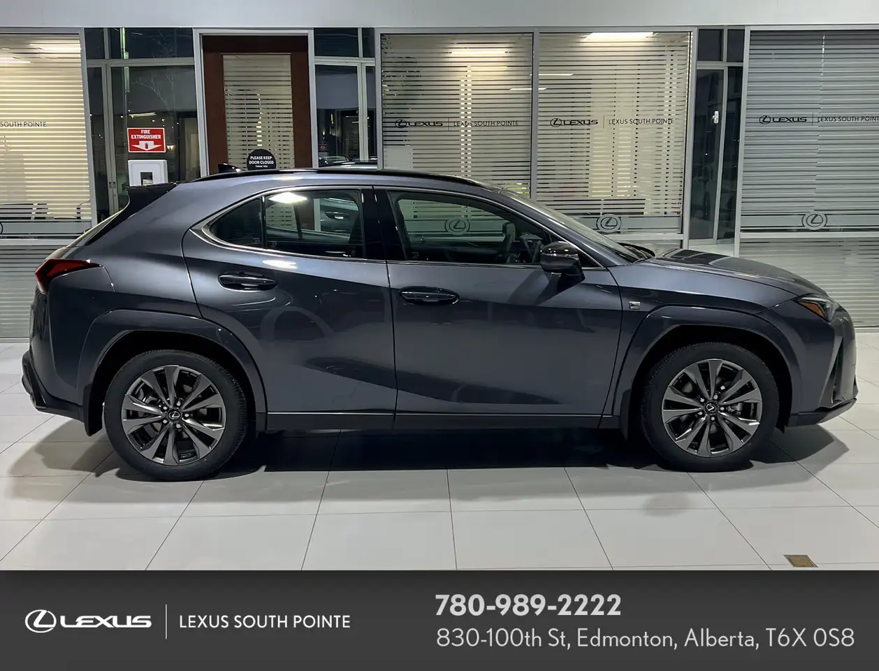 Lexus UX снимка Lexus UX