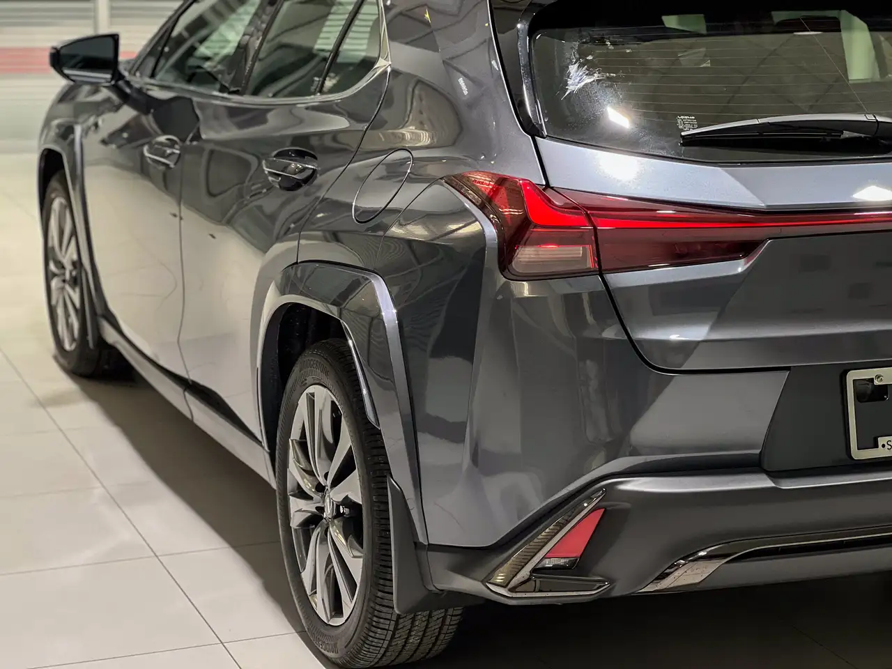 Lexus UX снимка Lexus UX