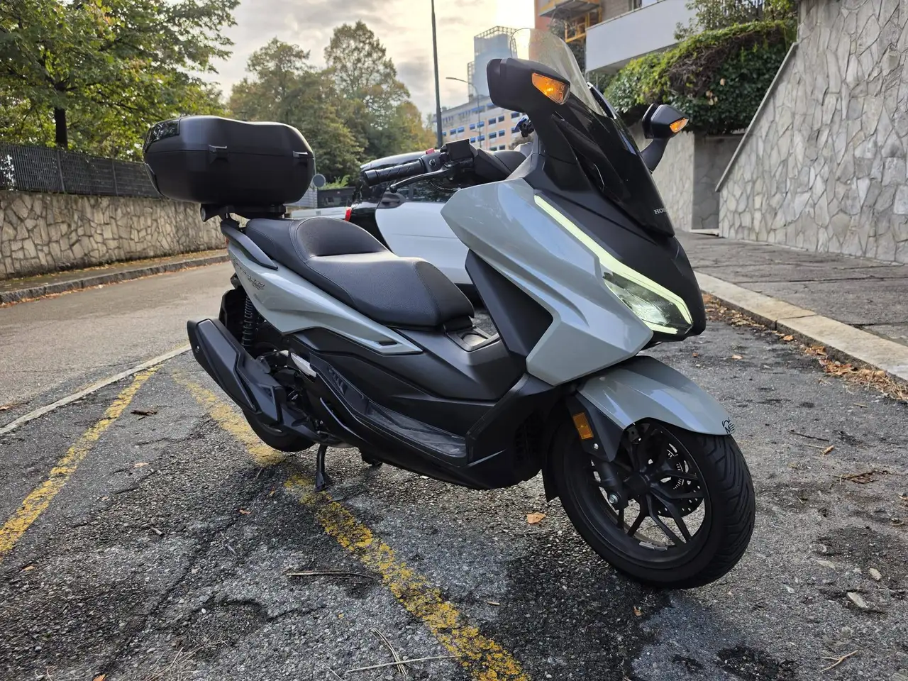 Honda Forza 350