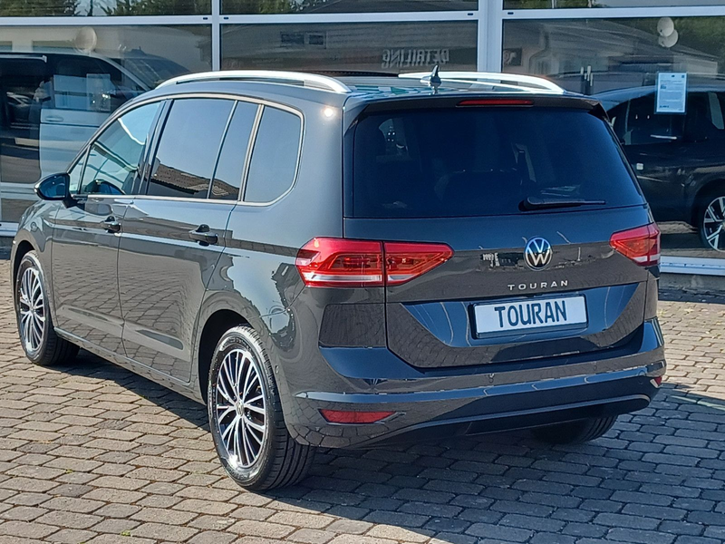Volkswagen Touran Comfortline 7S ACC DCPro Kgo Pano AHK Sth — photo 3