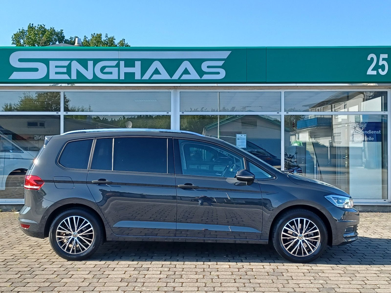 Volkswagen Touran Comfortline 7S ACC DCPro Kgo Pano AHK Sth — photo 2