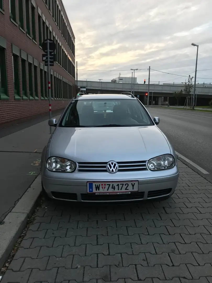 Volkswagen Golf Variant Highline TDI Aut. - 1