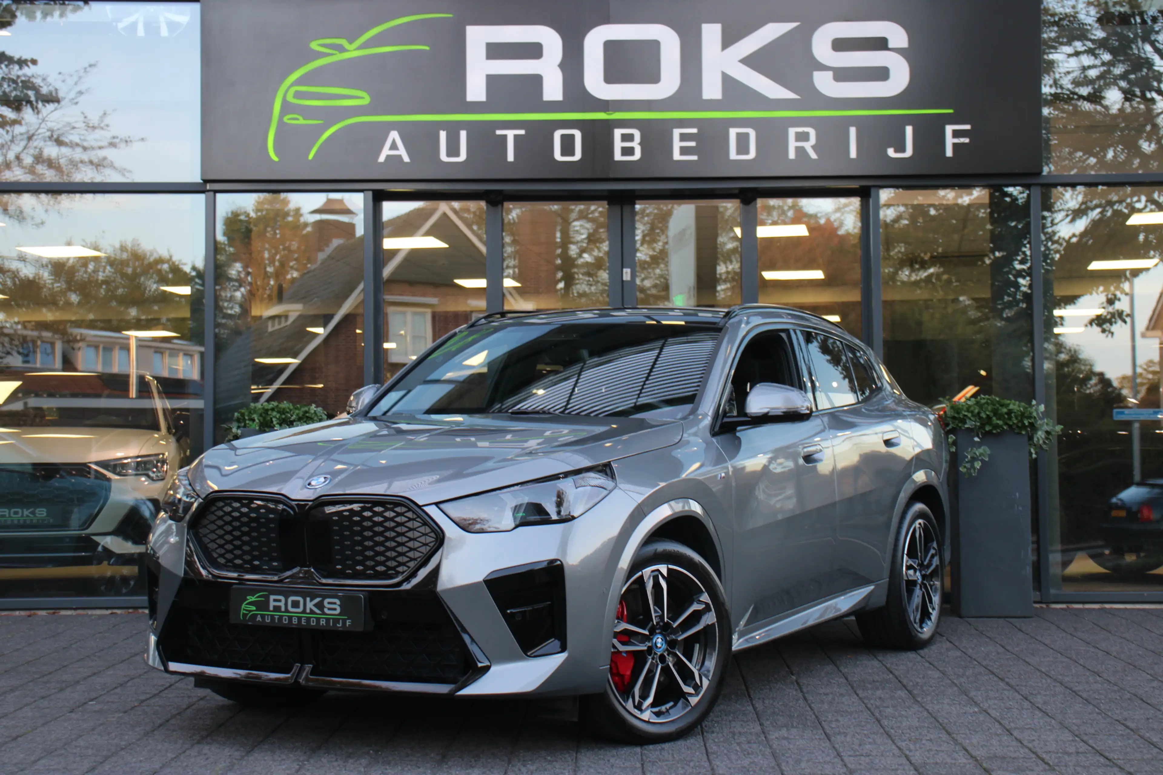 BMW iX2 eDrive20 67 kWh M Sport Pro Edition Shadowline/360