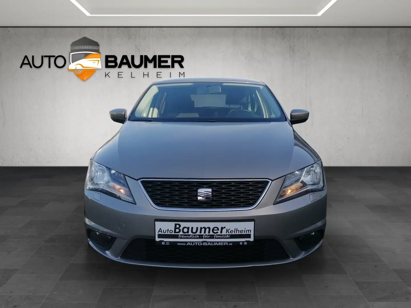 SEAT Toledo 1.2 TSI Style SHZ PDC hi NAVI GRA Beige - 2