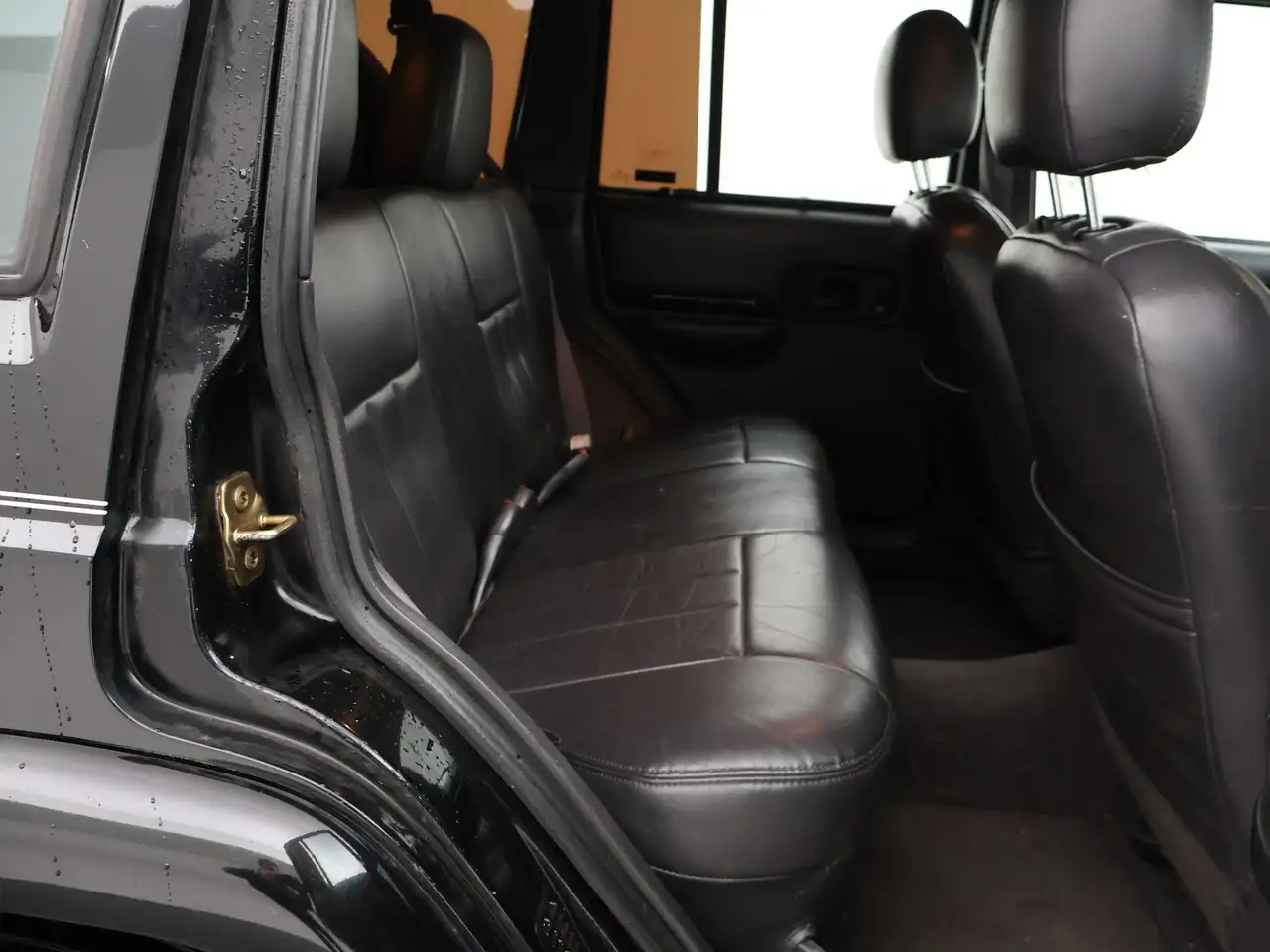 Jeep Cherokee 4.0i LPG-G3 4X4 AUT. LIMITED + LEDER | 3250 KG TRE, foto 10
