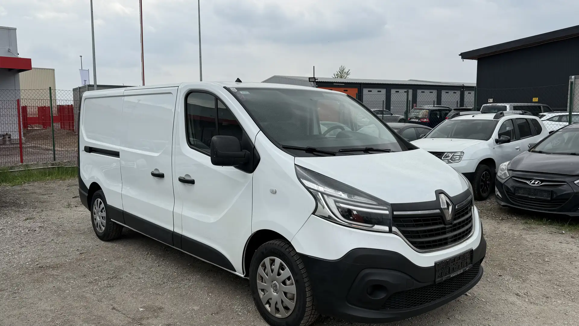 Renault Tarfic Weiß - 1