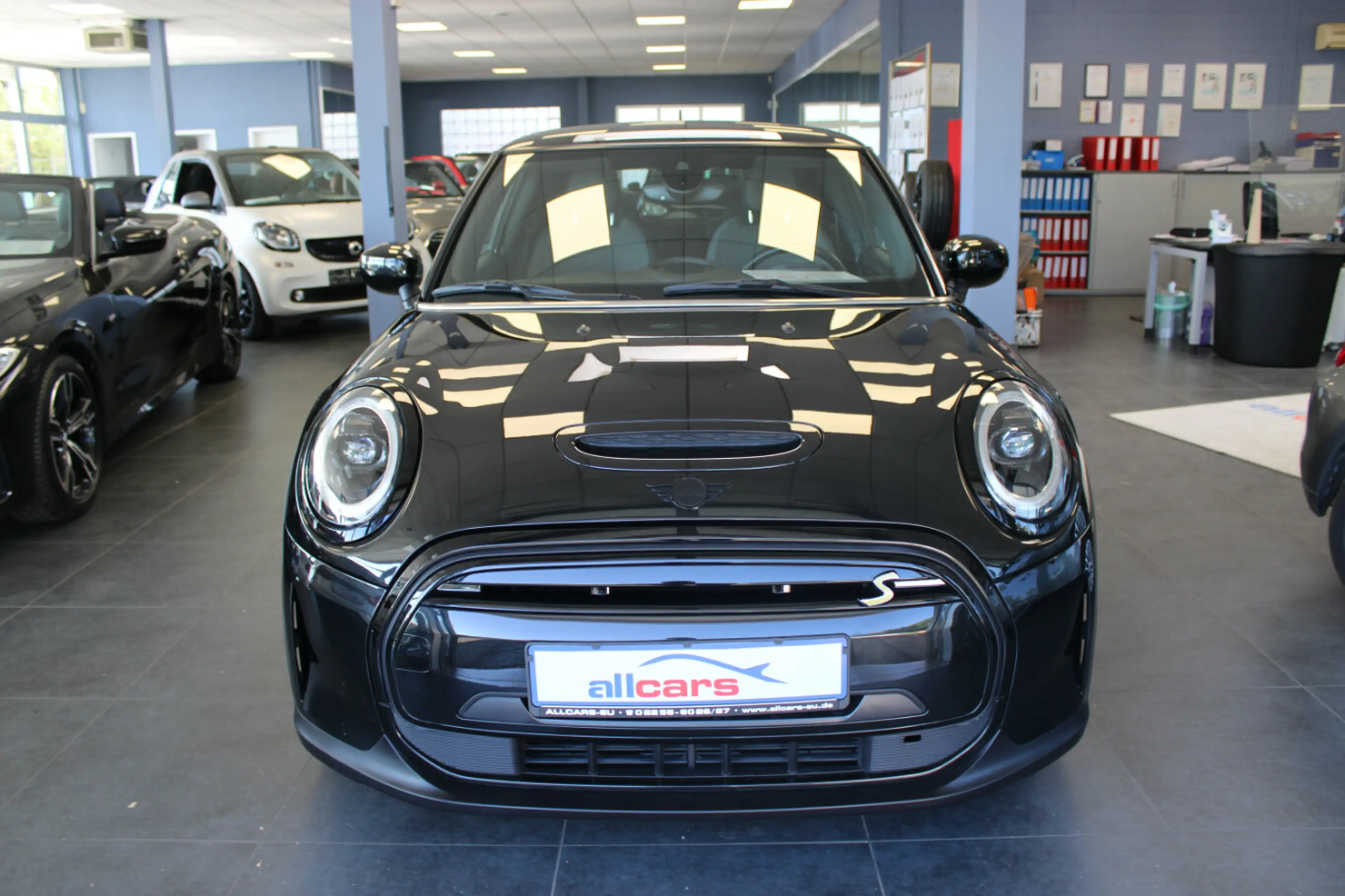 MINI Cooper SE Classic Trim — photo 2