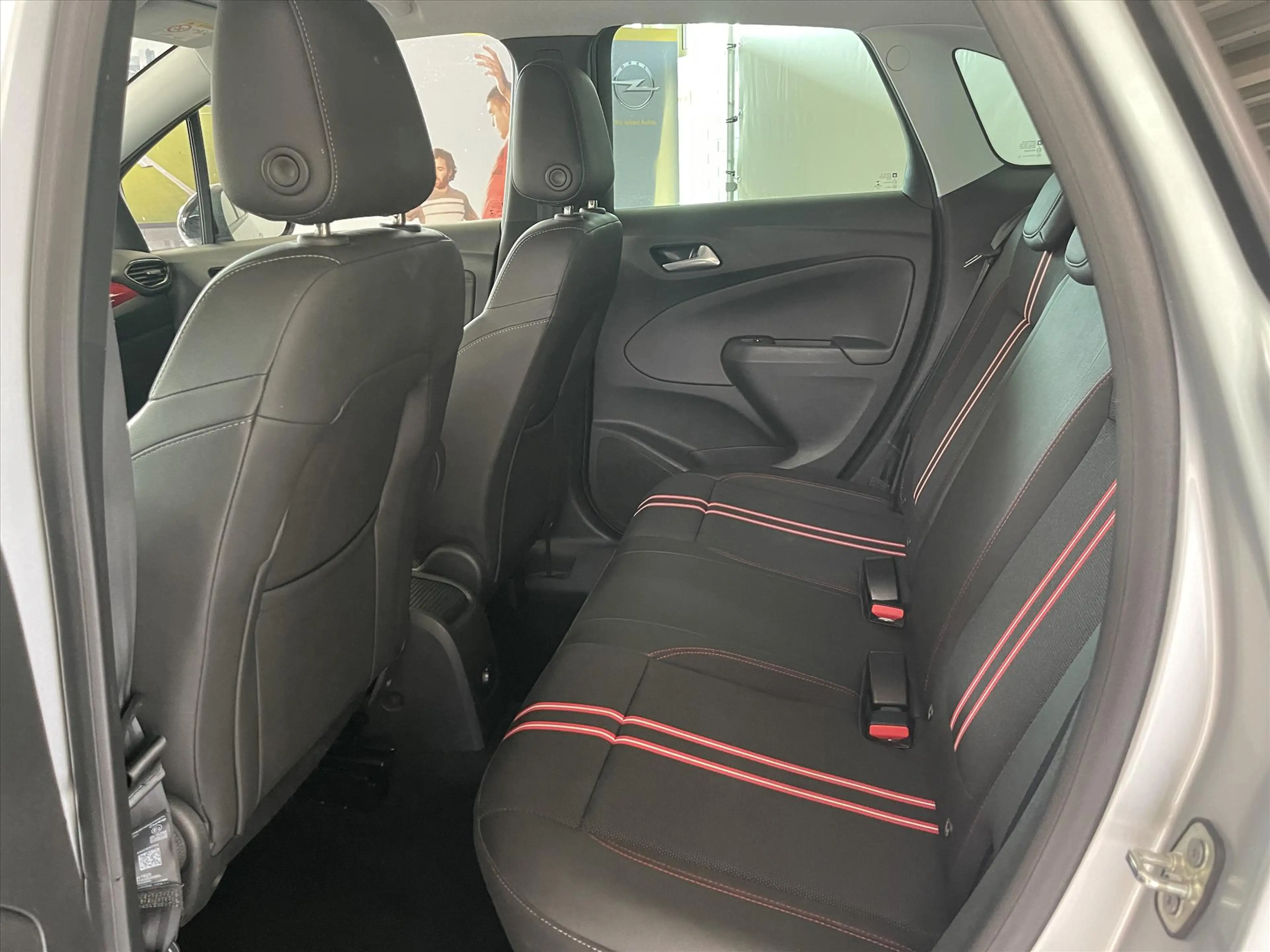 Opel Crossland 1.2 130pk Start/Stop Aut. GS Line *NAVI* — photo 6
