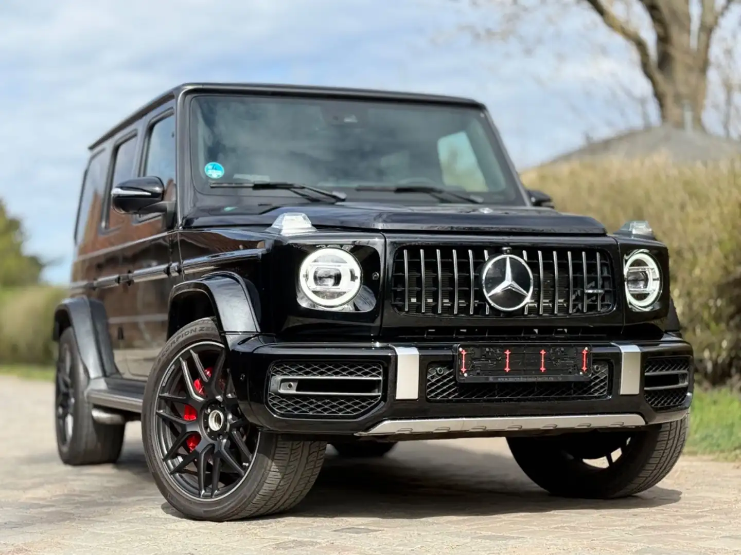 Mercedes-Benz G 63 AMG G -Modell Station G 63 AMG*1ERH*LED*AHK Black - 1