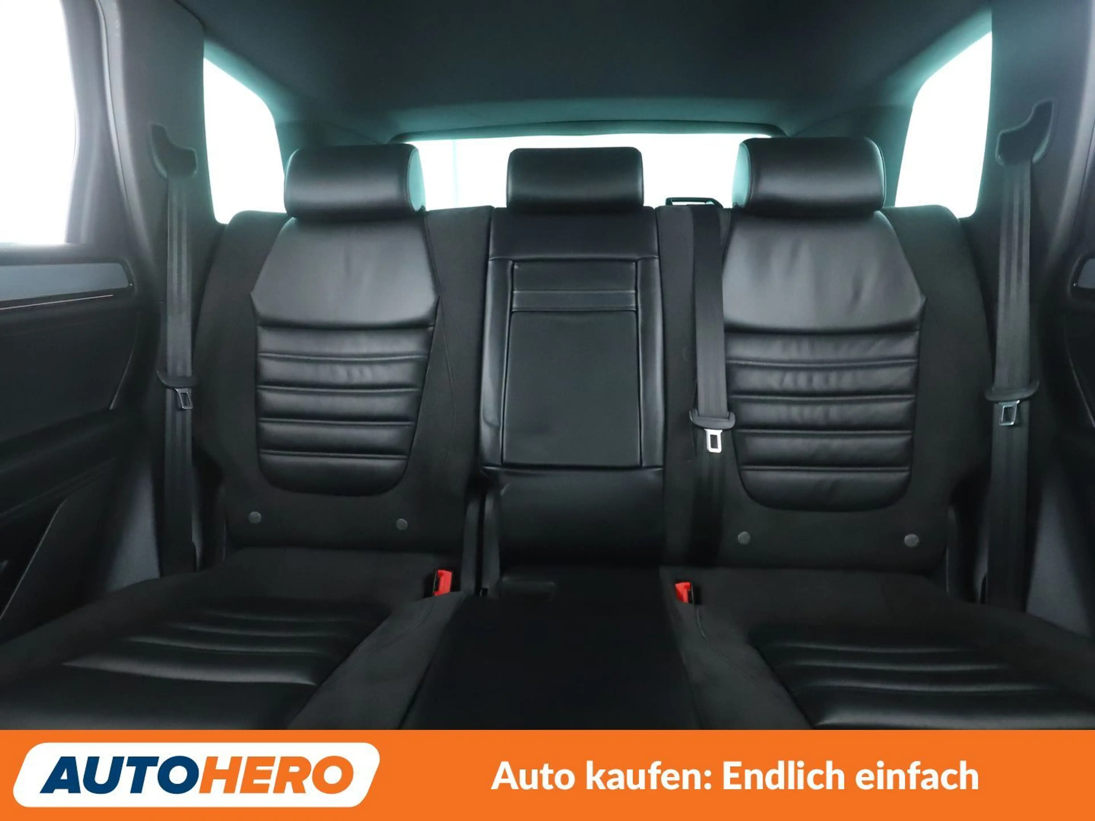 Volkswagen Touareg 3.0 V6 TDI Sport BMT Aut.*NAVI*XENON* — photo 15