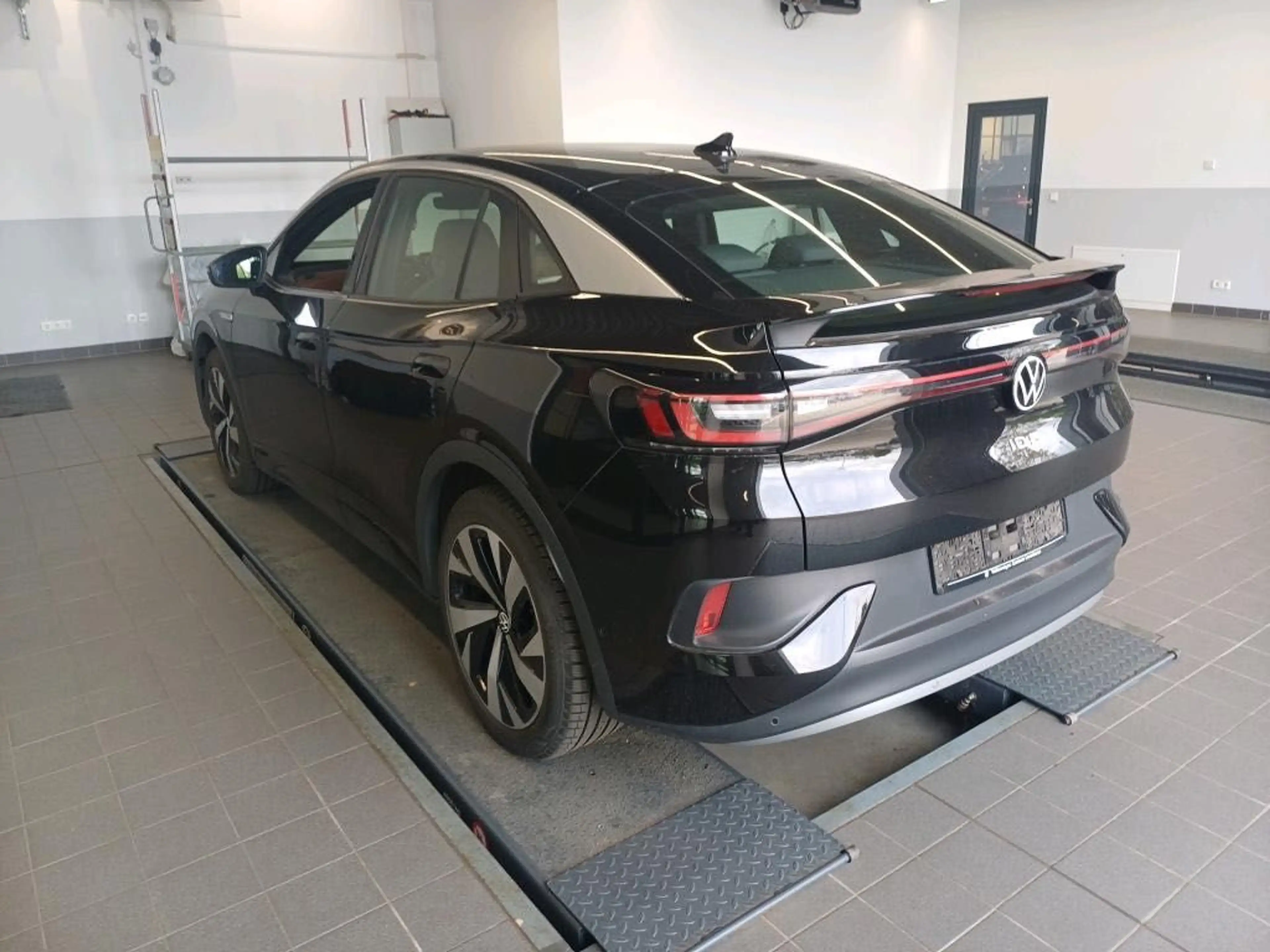 Volkswagen ID.5 Pro Performance Wärmepumpe AHK  LED Navi — photo 3