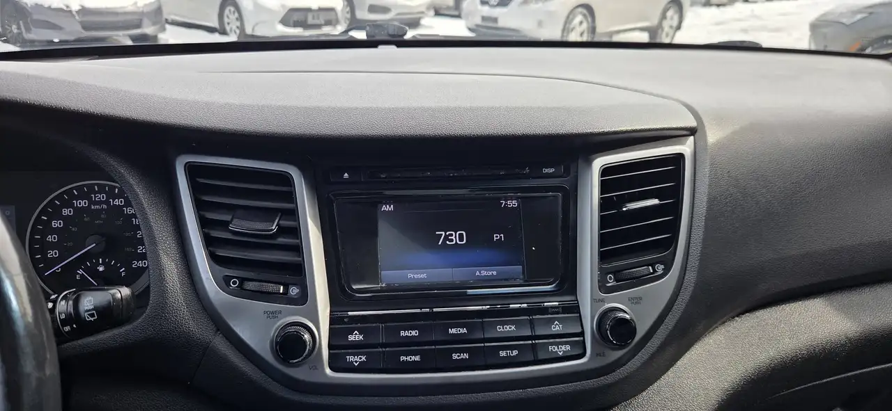 Hyundai TUCSON снимка Hyundai TUCSON