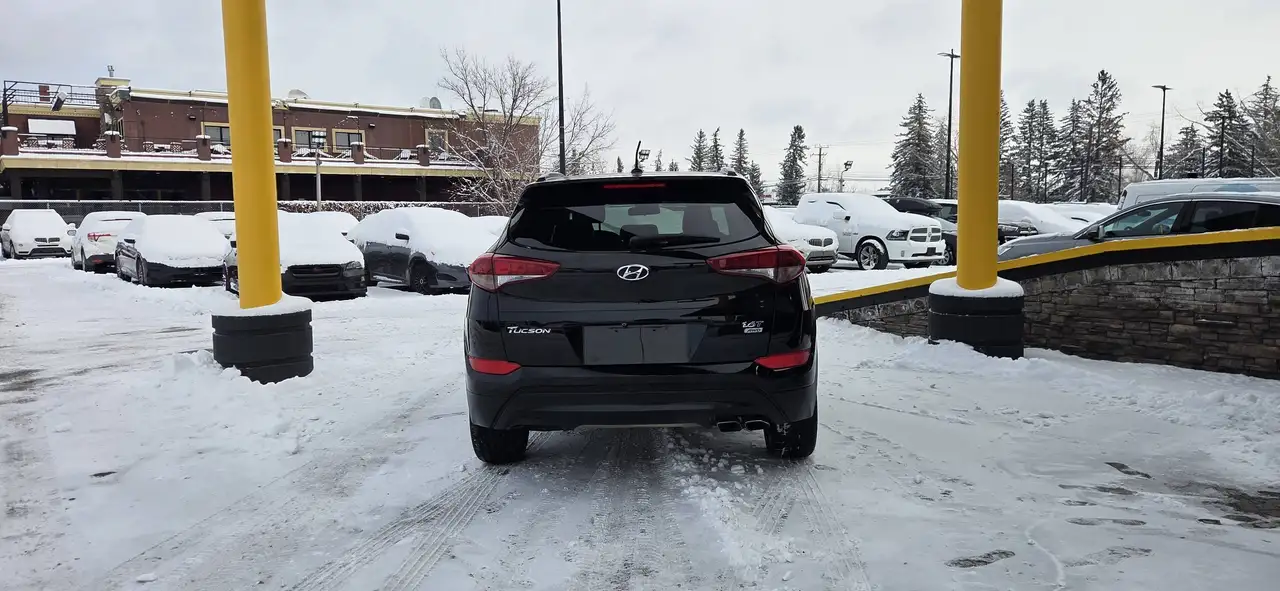 Hyundai TUCSON снимка Hyundai TUCSON