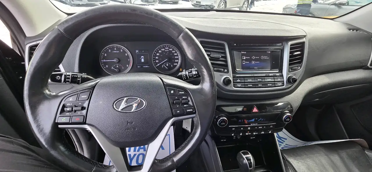 Hyundai TUCSON снимка Hyundai TUCSON